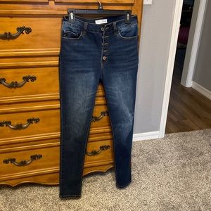 Kancan 9/28, worn twice, button up fly